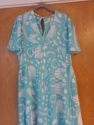 Bundle  Of Ladies Dresses,  Trousers & Jumpers & 1 Blouse. 8  Items.  S. 14