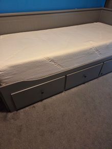 Bed and memory foam mattress
