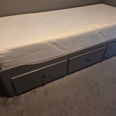 Bed and memory foam mattress