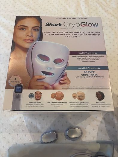 Shark Cryo Glow Face Mask