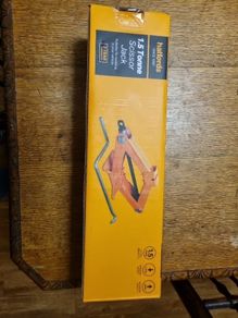 Scissor Jack (1.5 Tonnes Halfords)
