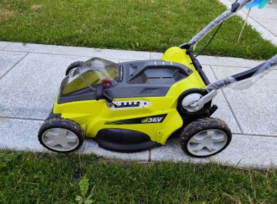 Lawnmower
