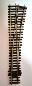 Peco Medium Right Hand Point - SL95