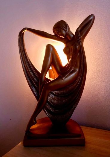 Art Deco Lamp
