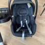 Maxi Cosi Car seat and isofix Image 2