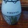 Stunning and Very Rare Vintage Mid-Century Italian Bird-Shaped Ceramic Vinegar Bottle by Domenico Pucci Ceramiche, Umbertide, Italy, Circa 1950s Image 9