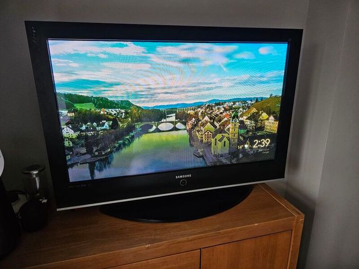 Free 40 inch samsung tv