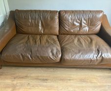 Leather 2.5 seater sofa