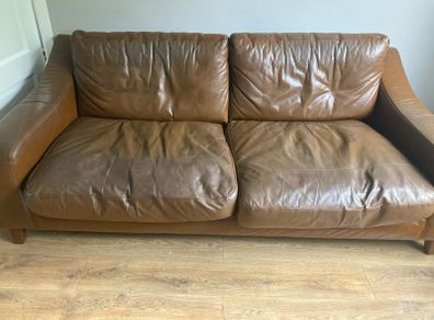 Leather 2.5 seater sofa