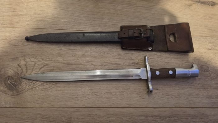 Swiss Bayonet