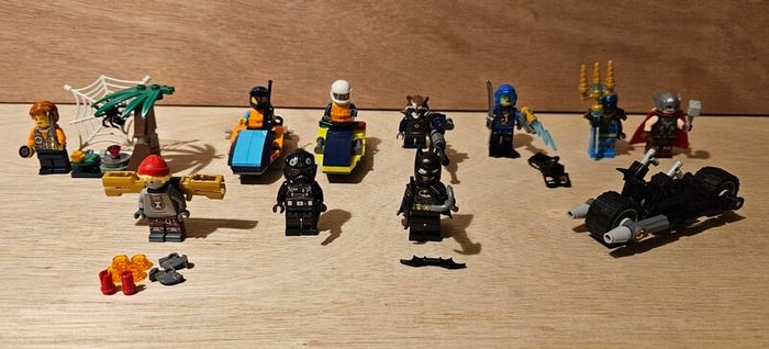 Lot Of Lego Mini Figures All As New Out Of Packs