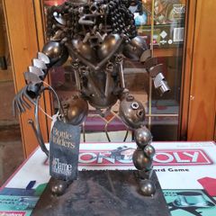 Predator bottle holder