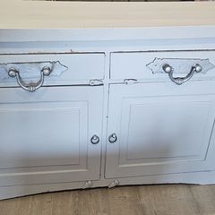 sideboard