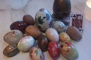 16 eggs, stone, metal, wood, painted, D18 post 8e
