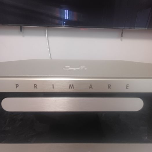 Reference Class Audiophile Primare CD31 CD player just been serviced world renowned as been one of the finest Analog sound stage CD players