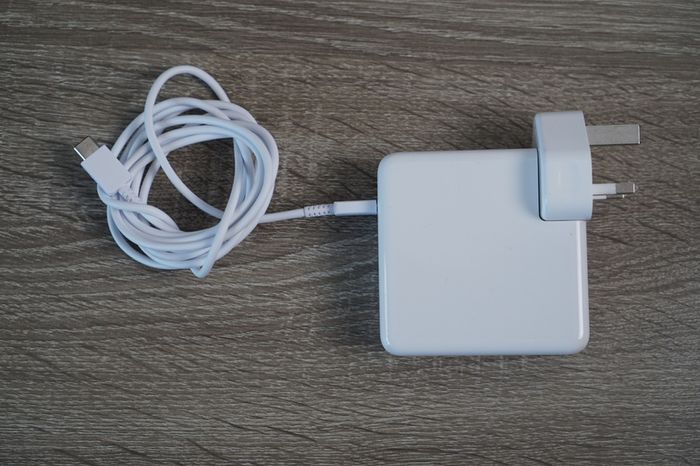 Apple MacBook Pro 13 2019 | i5 | 8GB | 128GB