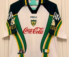 Ireland GAA International Rules 2005/06 Vintage Oneills Jersey Size M