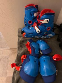 kids inline skates and safety gear