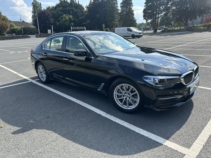 BMW 5-Series 2017 // Cream Leather // Very Low Kms