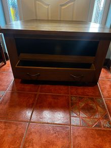 television unit/Stand