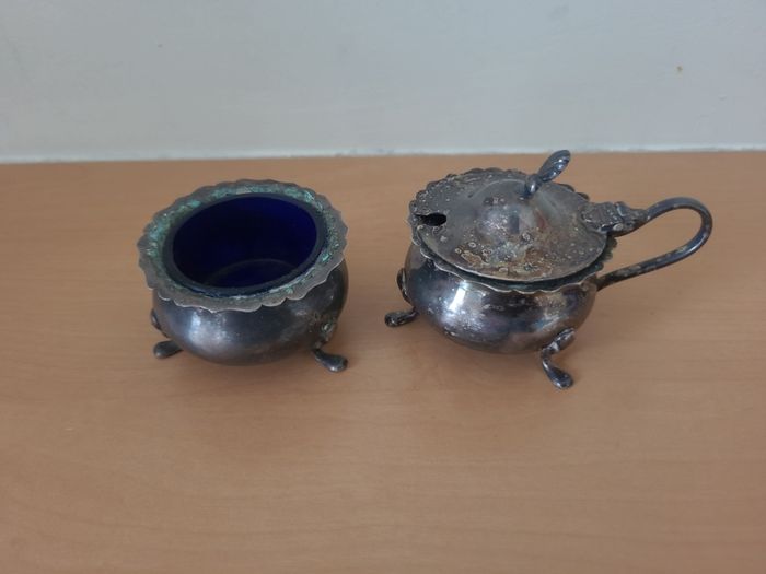 2 x small silver salt bowls
