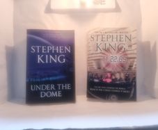 Two Stephen King First Edition paperbacks.