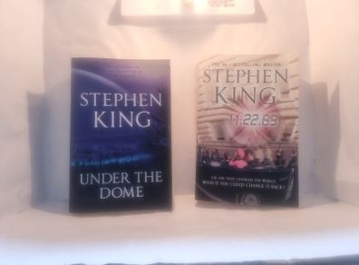 Two Stephen King First Edition paperbacks.