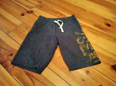 H+M boys shorts age 7-8