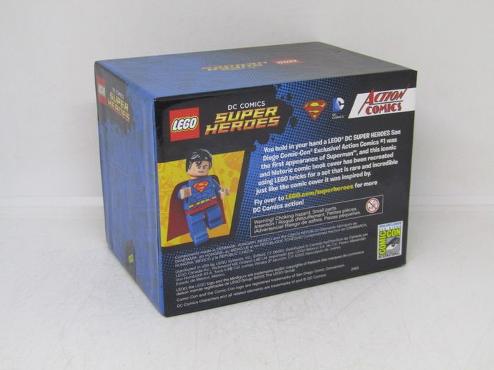 Lego Super Heroes Superman SDCC 2015 Limited Edition DC Action Comics #1 New Sealed Very rare Number 1002 of 1500