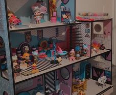Large LOL Doll House with Dolls & Accessories