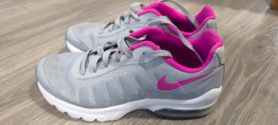 Nike Air Max Invigor Trainers UK 5 / EUR 38 (Grey & Pink)