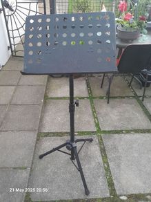 music stand