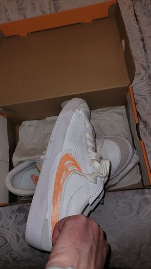 Mens Nike runners UK 11