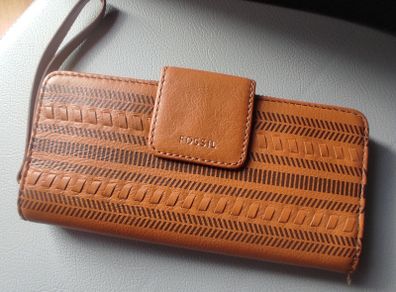 Fossil wallet