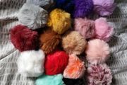 Fluffy pom poms for beanie hat etc. Pom pom for crafting