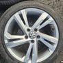 17" Genuine Vw Valencia Alloys with tyres Image 3