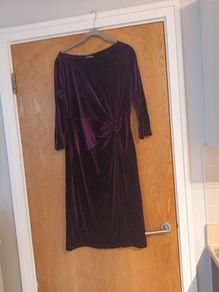 Marks & Spencer  Plum Velvet  Dress.  S.. 14. New - No Tag.