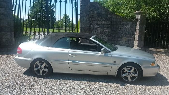 Volvo C70 2005