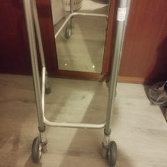 zimmer frame with wheels on front