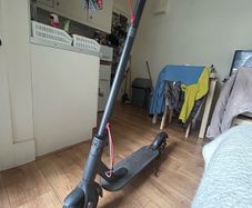 Mi Electric Scooter M365