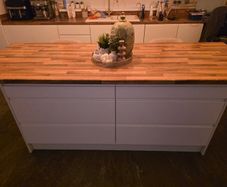 Premium Large High Gloss Kitchen Island Immaculate Condition