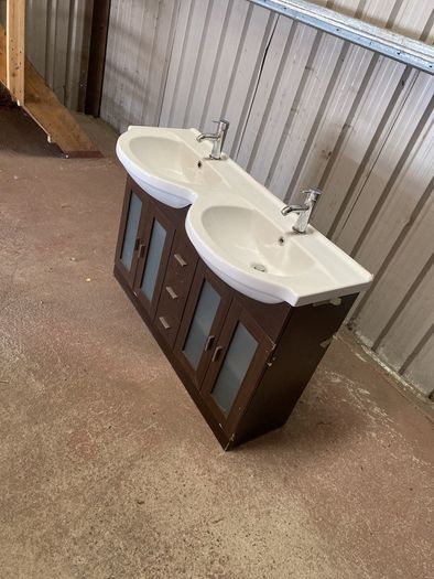 Double vanity unit for sale