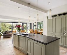 Solid Wood Shaker Kitchen  4 Years Old  Granite