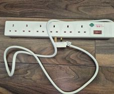 6-socket extension lead