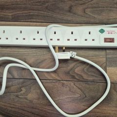 6-socket extension lead