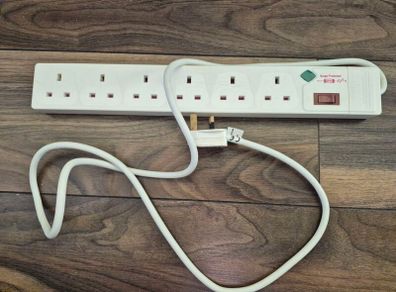 6-socket extension lead