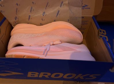 Brooks runners