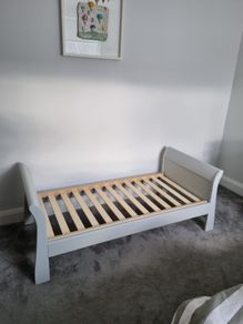 Mia Sleigh Cot bed