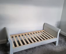 Mia Sleigh Cot bed