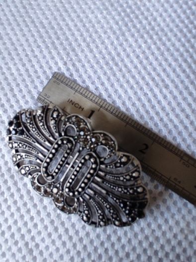 brooch